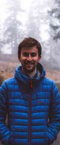 Alistair Horne