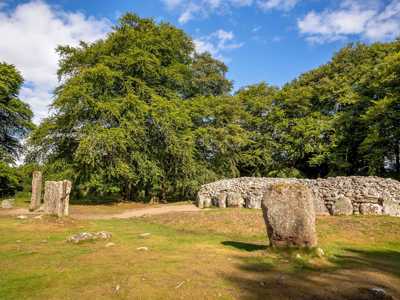 Clava Cairns Stones