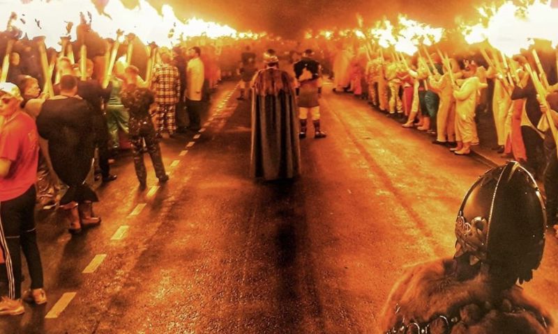 Guide @dougie.johnston captured this amazing shot of Up Helly Aa 🔥😊
